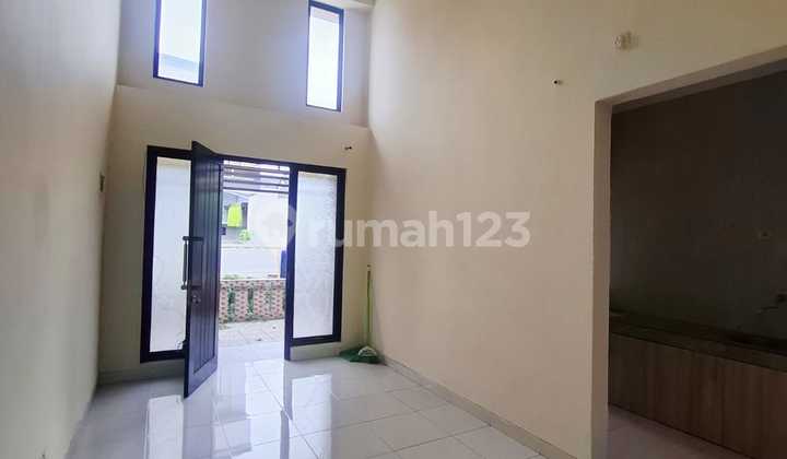 Disewakan Cepat Rumah Bagus di Graha Raya Disewakan Cepat Rumah Bagus di Graha Raya