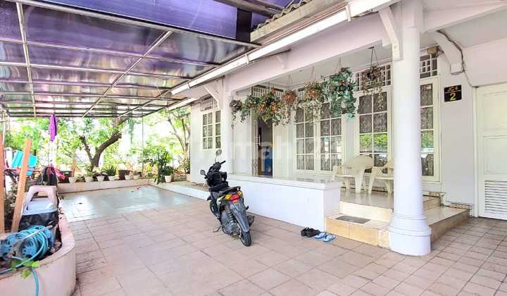 Nice House Strategic Location on the Side of Bintaro Jaya Main Road 2