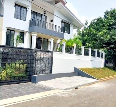 Premium Location Hook House, Pondok Indah, South Jakarta