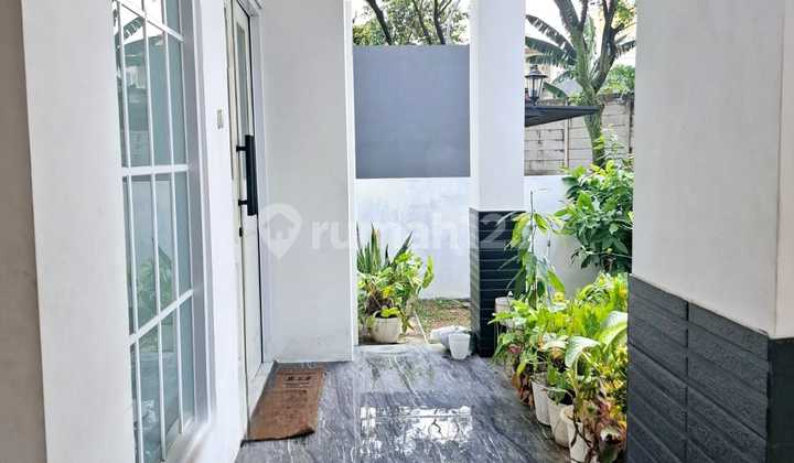 Rumah Bagus Minimalis Modern di Bintaro Jaya 2