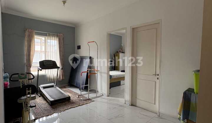 Cheapest Quick Sale Beautiful 2.5-Story House in Nusaloka BSD 2