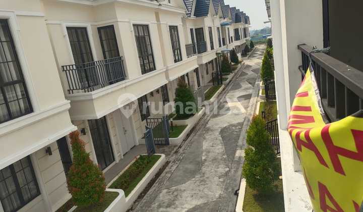 Dijual Cepat Rumah Bagus di Lavon Swancity