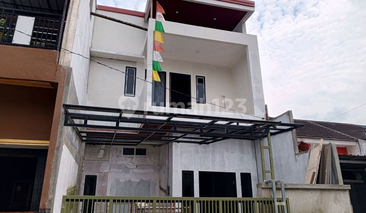 Siap Huni 2 Lantai Di Bekasi Bebas Banjir Free Kanopy  2