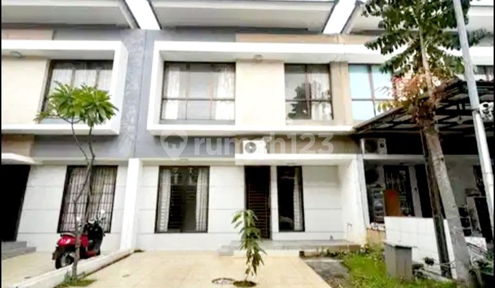 Rumah Bagus Lokasi Strategis di Graha Raya 2