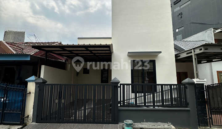 New Ready-to-Occupy House Fully Renovated in Gading Serpong 2