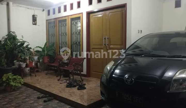 Rumah Bagus dan Siap Huni di Mampang Prapatan Rumah Bagus dan Siap Huni di Mampang Prapatan