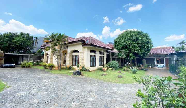 Rumah Luas dan Bagus Siap Huni di Bintaro Jaya Rumah Luas dan Bagus Siap Huni di Bintaro Jaya