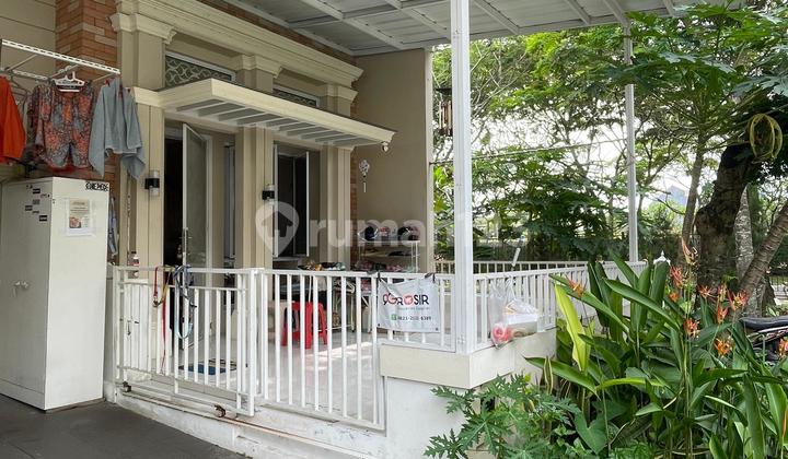 Rumah 2 Lantai Hadap Selatan Bebas Banjir Full Renov di BSD