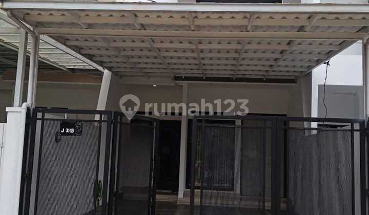 2-Storey Building House with SHM Legality, 4 AC Units, Ready to Occupy, Cinere