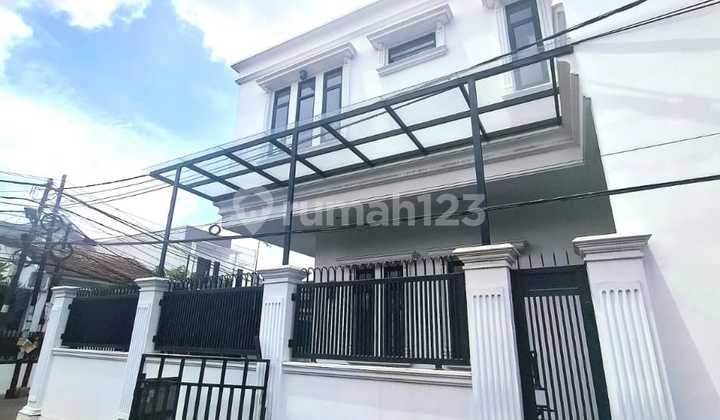 Rumah Bagus Minimalis Modern Dekat Bintaro