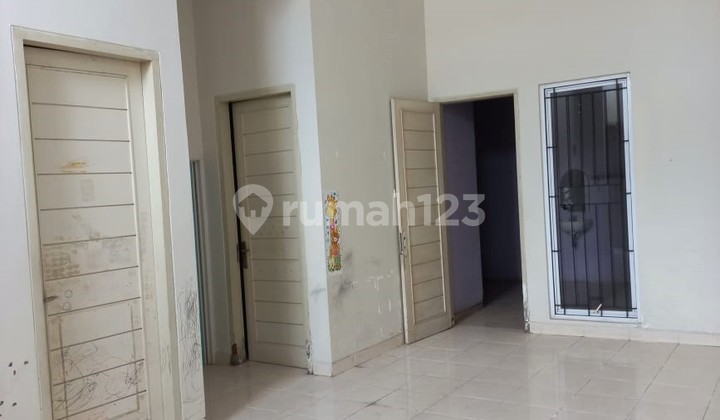 Ready-to-Occupy Residence in Gading Serpong 2
