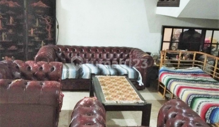 Rumah Bagus dan Luas di Area Mewah Bintaro Jaya