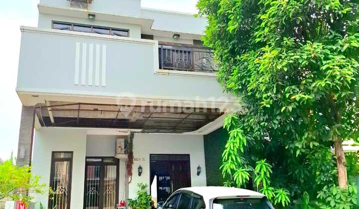 Rumah Siap Huni Ada Kolam Renang di Cluster Premium Graha Raya