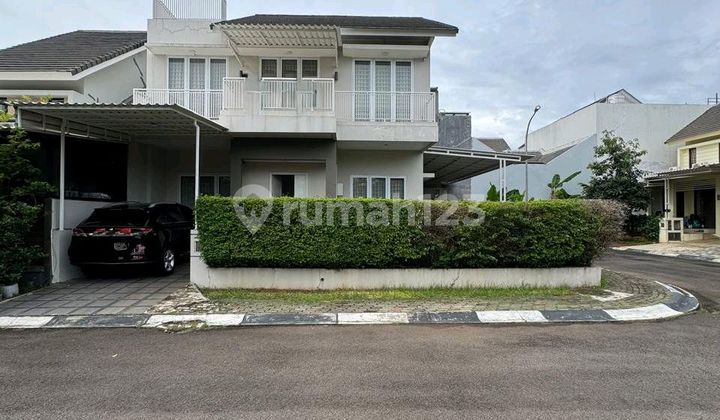 Rumah Bagus 2 Lantai Lokasi Strategis di Graha Raya