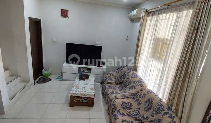 Rumah Nyaman dan Asri di Graha Raya Harga Menarik 2