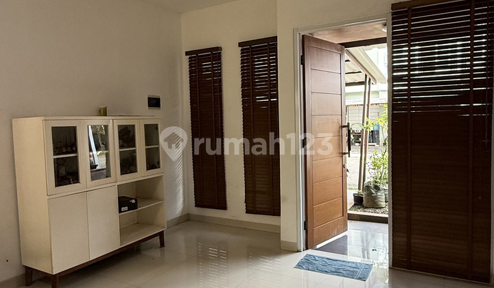 Rumah Rapi Siap Huni Legalitas Sjm Bangunan 2 Lantai di Bintaro