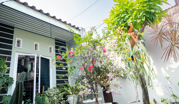 Rumah Siap Huni Lokasi Strategis di Jakarta Selatan