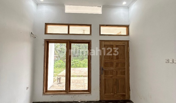 Affordable 1-Story House Near Mall, Hospital, and Train Station