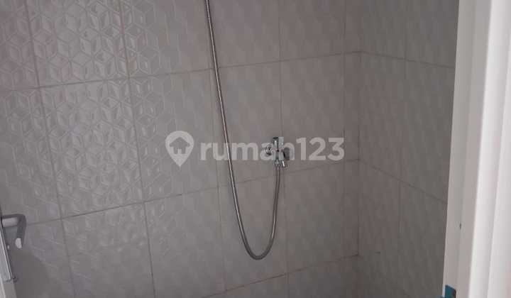 House in Sawangan Depok with School, Mall, and Sawangan Toll Road 2