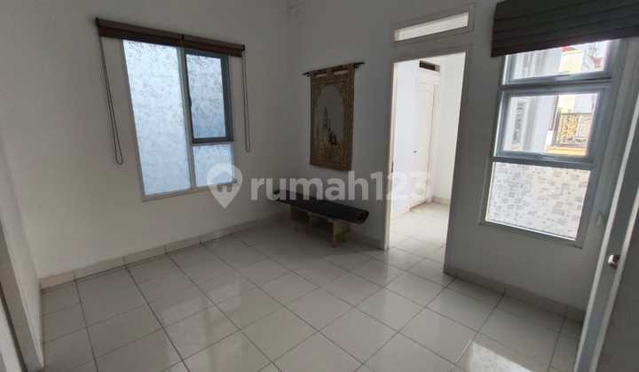 Rumah Hook di Sedayu Villa Lokasi Strategis di Pusat Kota Depok Dekat dengan Rumah Sakit dan Dekat dengan Akses Tol 2