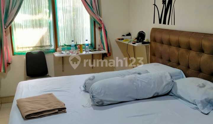 Rumah 2 Lantai Dipusat Perkotaan Kota Bekasit dengan Mall dan Tol 2