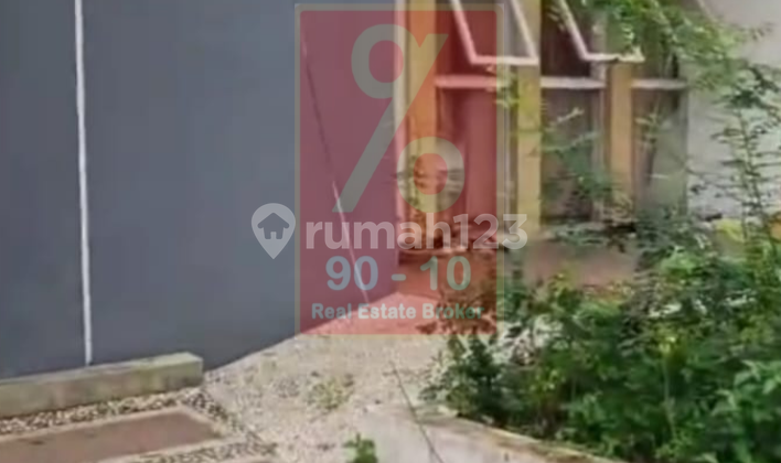 For Sale Fast 1-Story House in Kudus For Sale Fast 1-Story House in Kudus