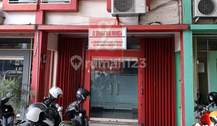 2-Story Shop House for Quick Sale in Sukarno Hatta. Shop House in East Semarang with Freehold Title 1