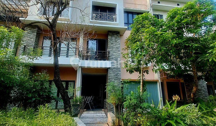 Rumah Springhill Golf Kemayoran 4 Lantai View Golf Dekat Toll Prj Rumah Springhill Golf Kemayoran 4 Lantai View Golf Dekat Toll Prj