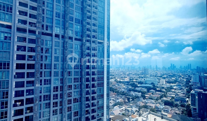 OFFICE TOWER LIPPO CEMPAKA PUTIH CENTRAL JAKARTA NEAR MALL AND TOLL GATE