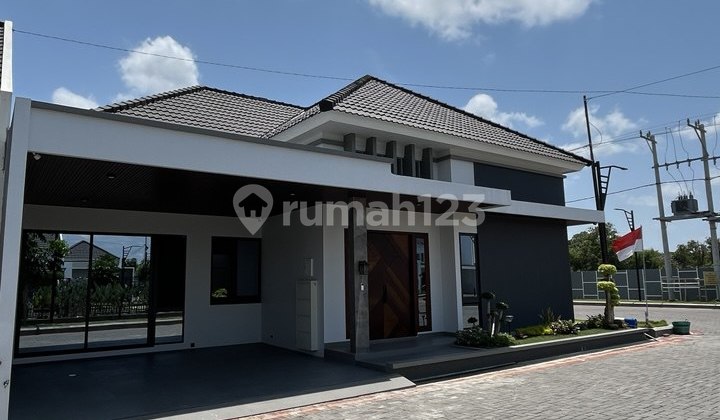 Rumah 2 Kavling Minimalis Modern Dekat Pusat Kota Solo