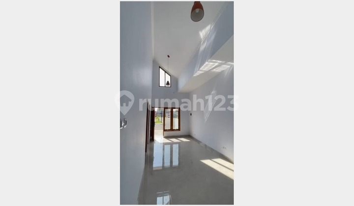 SAFIRA SAPEN 2 CLOSE TO THE CITY AND UNIVERSITAS SEBELAS MARET