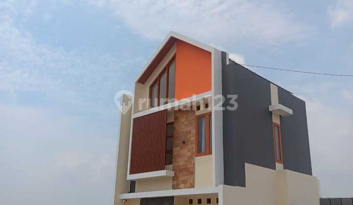 Rumah Mewah Solo Baru Pinggir Jalan Utama, SHM Dekat Rumah Sakit Indriati Solo Baru, Solo Baru Rumah 2