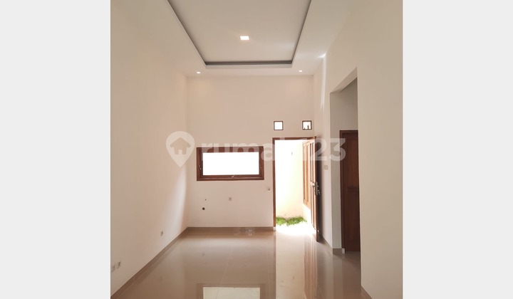 Rumah Bebas Desain 5 Menit Dari Kartasura Modern Minimalis Rumah Bebas Desain 5 Menit Dari Kartasura Modern Minimalis