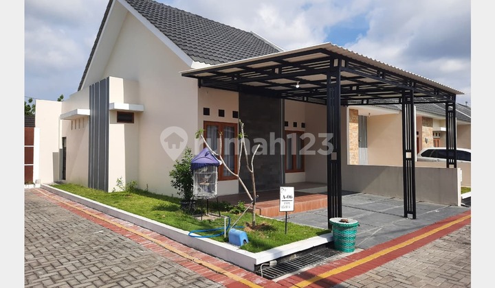 Hunian Modern Minimalis dengan Luas Tanah 114 Bebas Desain 1 Lantai atau 2 Lantai Hunian Modern Minimalis dengan Luas Tanah 114 Bebas Desain 1 Lantai atau 2 Lantai