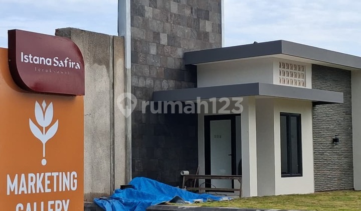 Istana Safira Jeruksawit Perumahan Eksklusif di Solo Utara