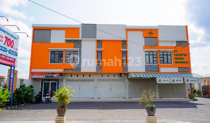 2 Unit Tearkhir - Ruko di Lingkungan Bisnis Kartasura Solo