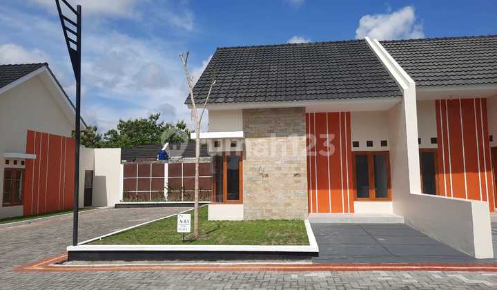 Rumah Modern Minimalis 5 Menit Dari Tugu Kartasura Bebas Desain 2