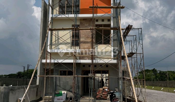 Rumah Mewah Dan Strategis Di Solo Baru.bisa Tanpa Dp Dan Bebas Disign Rumah