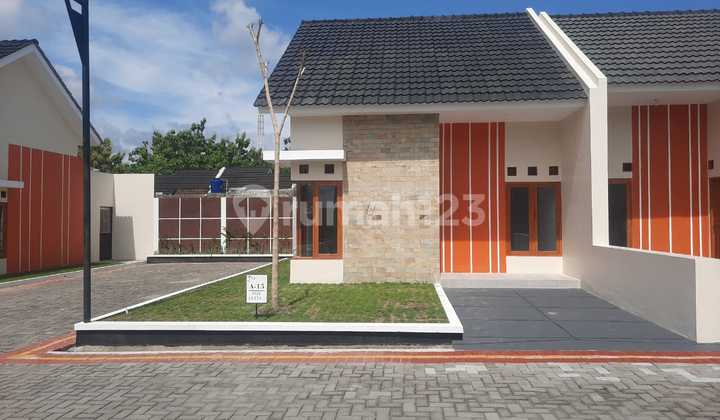 Hunian Minimalis Modern Type 45/114 Hook Hunian Minimalis Modern Type 45/114 Hook