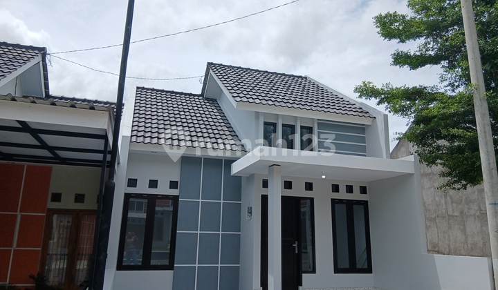 Hunian Nyaman dan Tenang di Tengah Kota Bebas Desain