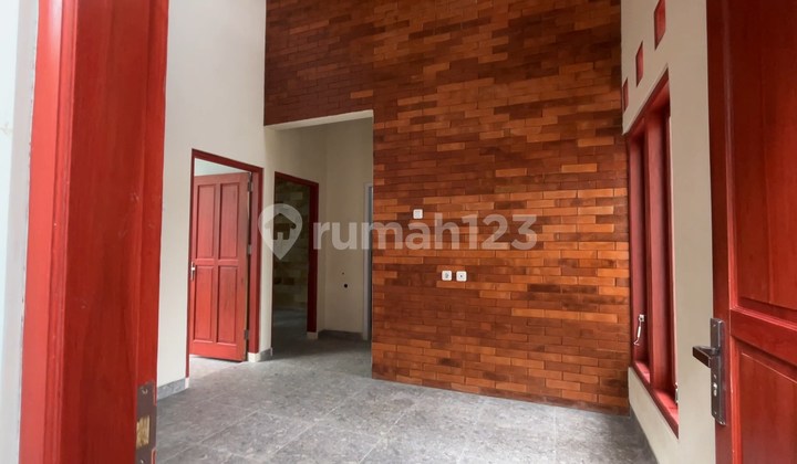 Hunian Bebas Desain Lokasi Strategis Lingkungan Nyaman Syahdu