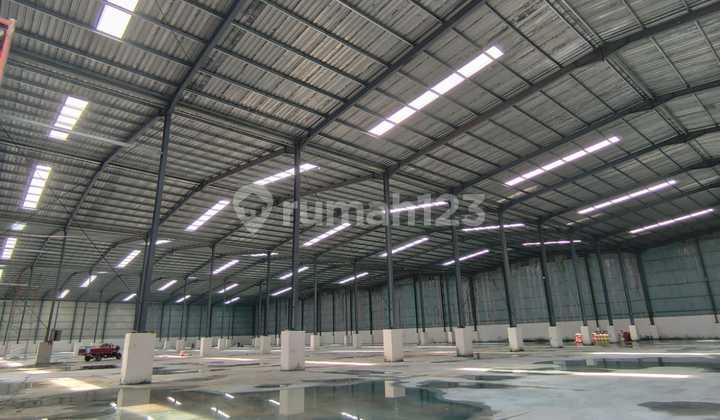 Good Warehouse 5760 Meters Sepatan Tangerang Ready to Use Good Warehouse 5760 Meters Sepatan Tangerang Ready to Use