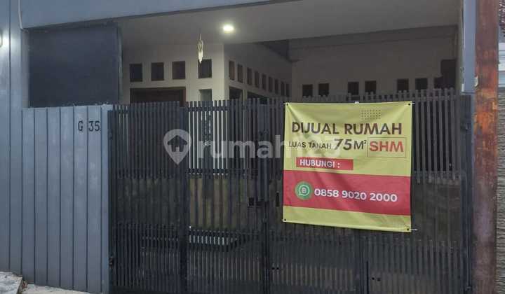 DIJUAL Rumah 2 Lantai SIAP HUNI