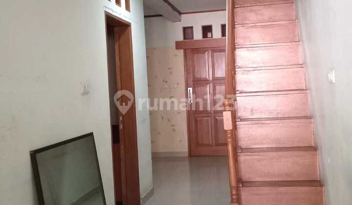 DIJUAL Rumah 2 Lantai SIAP HUNI 2