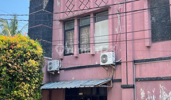 Great Deal!!! Selling Strategic 2-Story Shop House Ready for Business in Cipayung 2