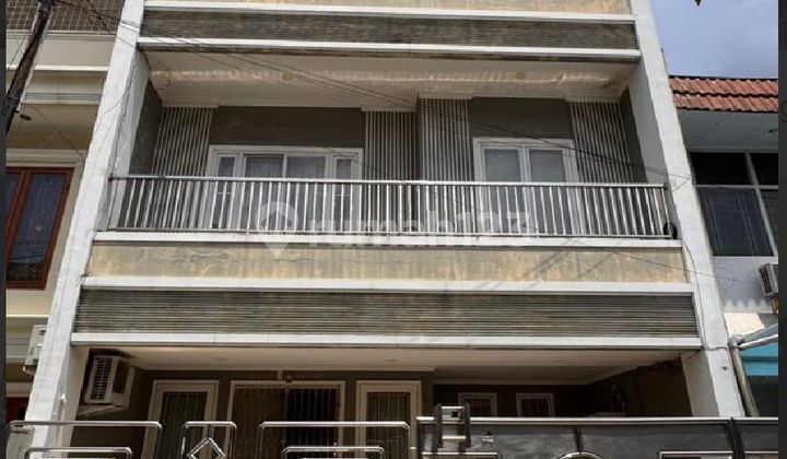 Jual Cepat Rumah Esklusif 4 Lantai Semi Furnish di Jakarta Utara