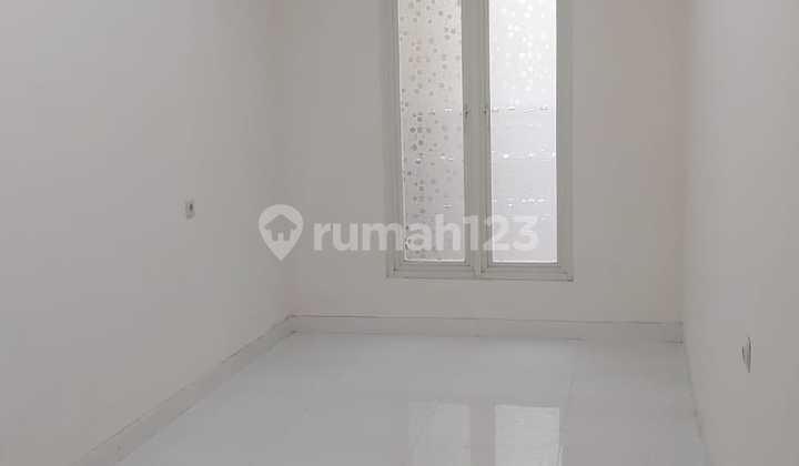 Dijual Cepat Rumah Terenovasi Siap Huni Di Sukolilo Surabaya 2