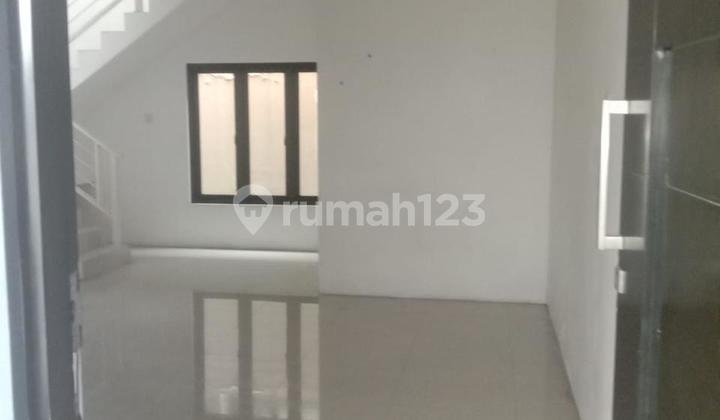 Dijual Cepat Rumah Strategis Di Palm Oasis Surabaya 2