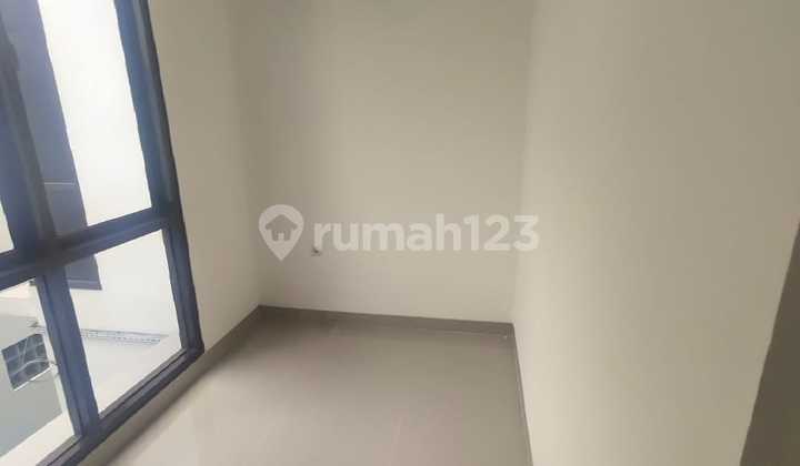 Quick Sale Strategic House in Cempaka Putih, Central Jakarta 2