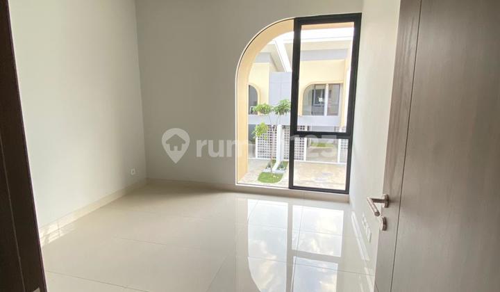 Quick Sale: Exclusive 102M² Spacious House in Podomoro Park Bandung 2